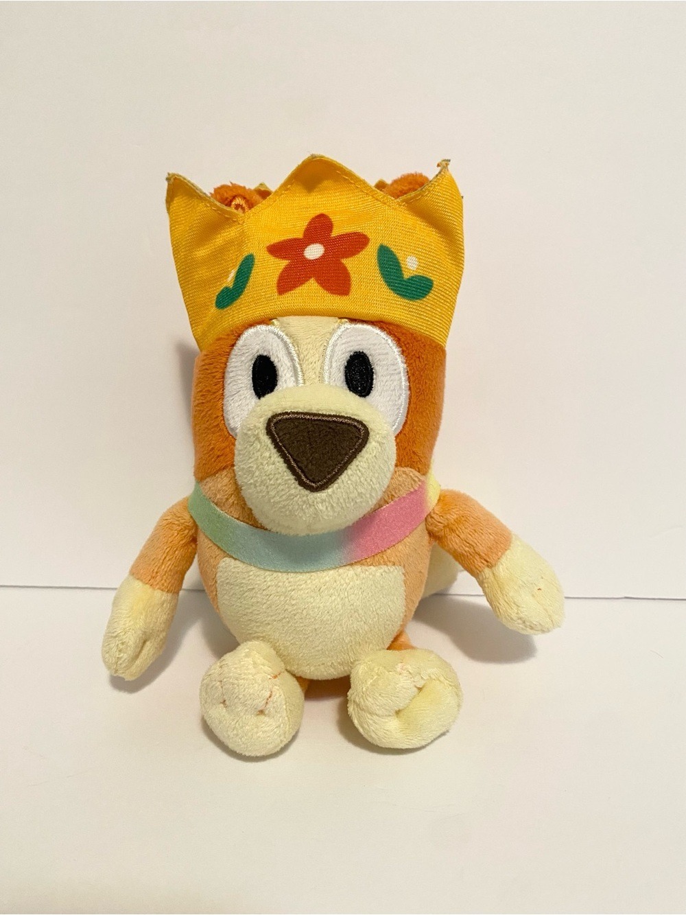 Bluey Queen Bingo Plush Crown Cape Soft Stuffed Animal Cuddle Toy 7” Small